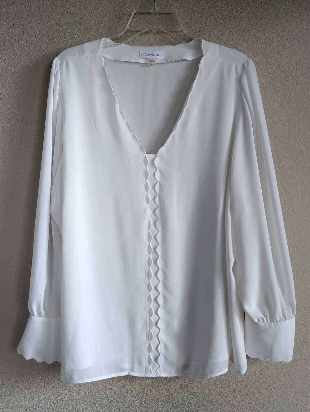 Calvin Klein Size 1x White Scalloped-Trim Long Sleeve Blouse Sheer